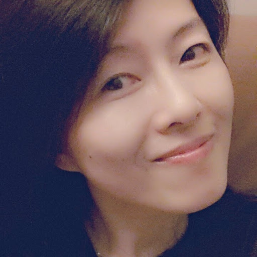 Yvette Lee Photo 7