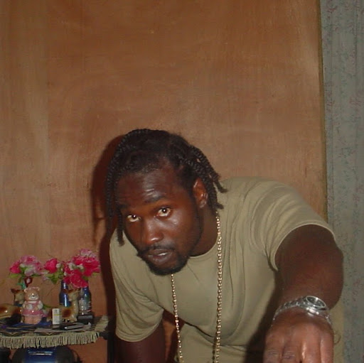 Dexter Alexander Photo 31