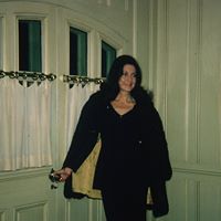 Suzanne Carlson Photo 13