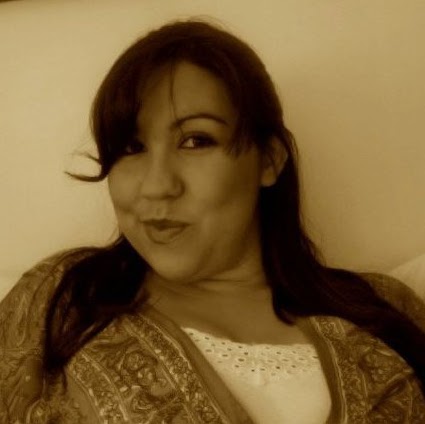 Heather Cooper Photo 19