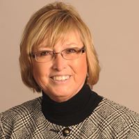 Paula Wilkinson Photo 14