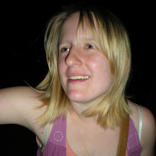 Nicole Robinson Photo 22