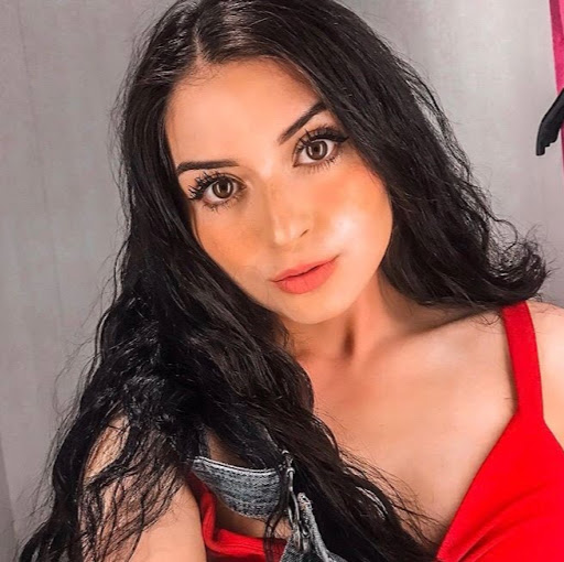 Megan Perez Photo 32