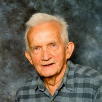 Robert Holtz Photo 28