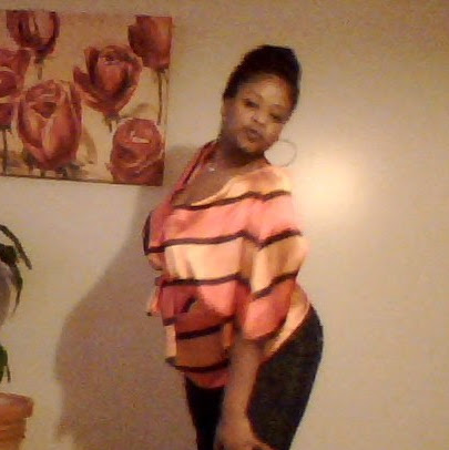 Angela Young Photo 20