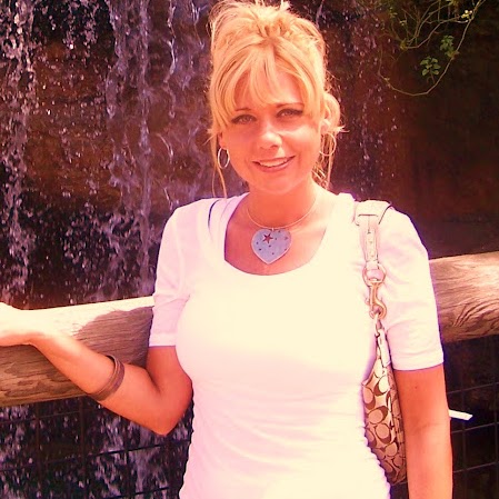 Heather Huff Photo 41
