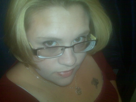 Angela Holloway Photo 27