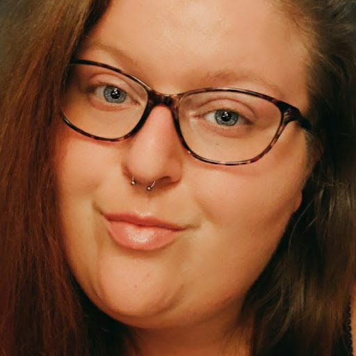 Danielle Dean Photo 36