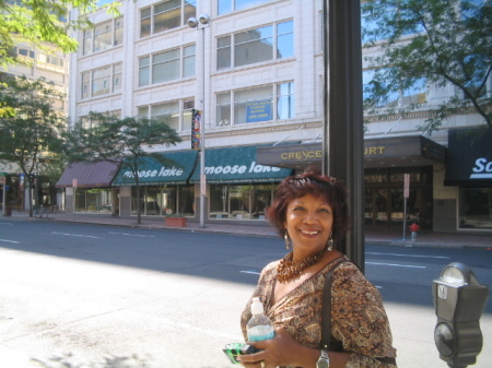 Linda Gilbert Photo 50