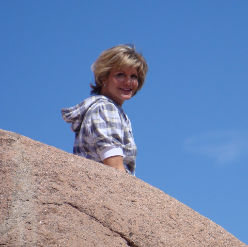 Susan Hope Photo 34