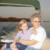 Linda Olinger Photo 10