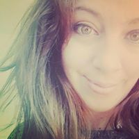 Amie Lambert Photo 19
