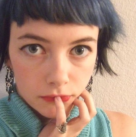 Gretchen Lewis Photo 10