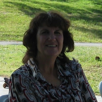 Carol Long Photo 35