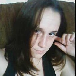 Holly Young Photo 36