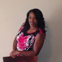Vivian Reynolds Photo 22