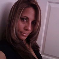 Adriana Restrepo Photo 23