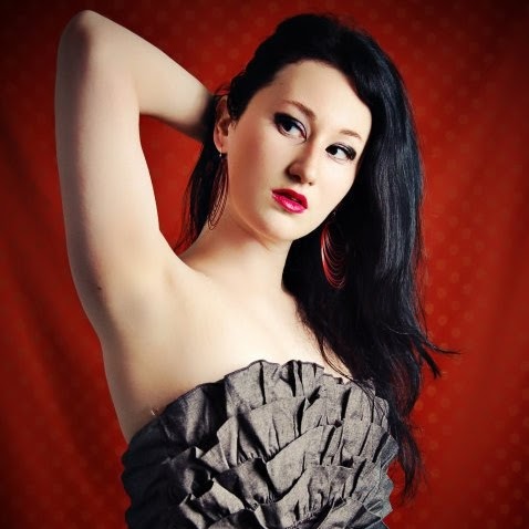 Rachel Ryan Photo 34