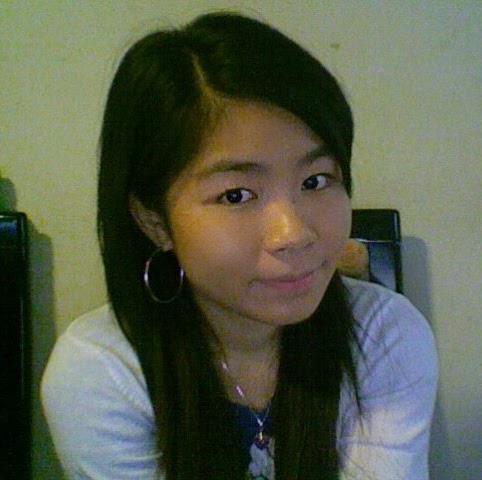 Dee Lin Photo 17