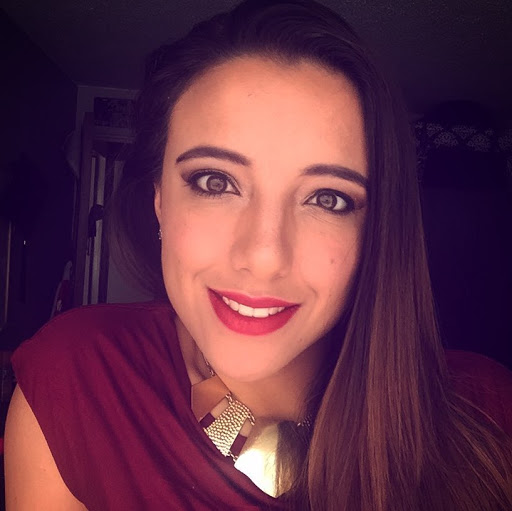 Alicia Villegas Photo 20