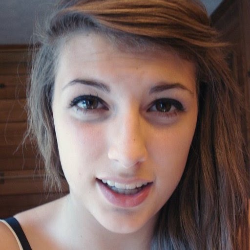 Madison Miller Photo 30