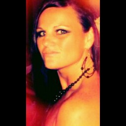 Holly Gilbert Photo 36