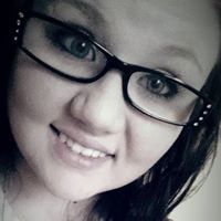 Erin Rhodes Photo 31