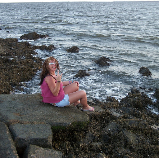 April Loftis Photo 1