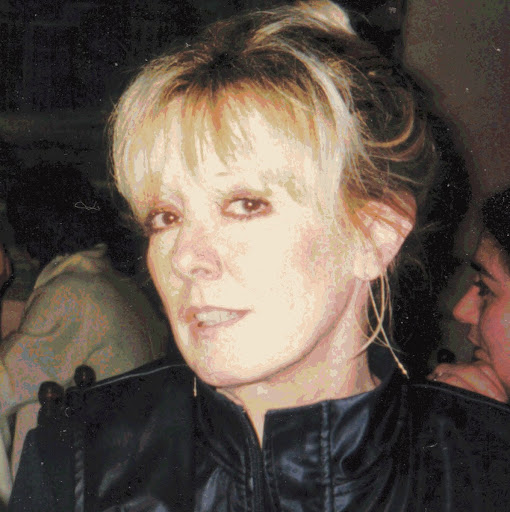 Anna Harrison Photo 28