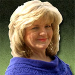 Eileen O'Connor Photo 17