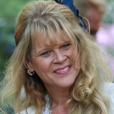 Tracy Stewart Photo 43