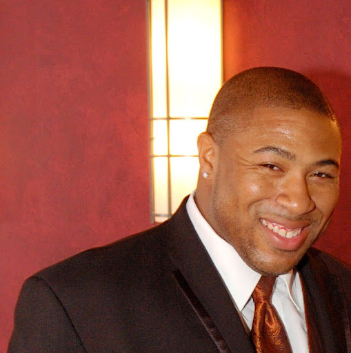 Lloyd Griffin Photo 9