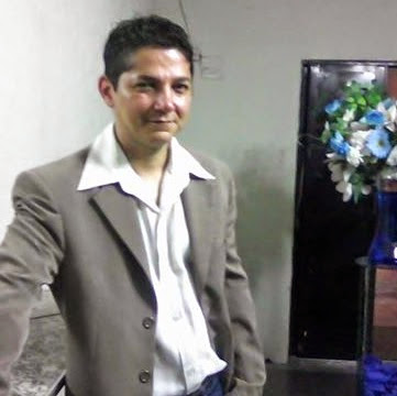 Cesar Correa Photo 25