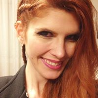 Julie Reinhart Photo 20