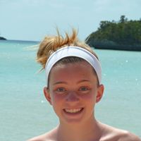 Hannah Holman Photo 7