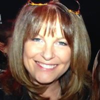 Ruth Bradley Photo 25