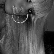 Anna Lang Photo 7