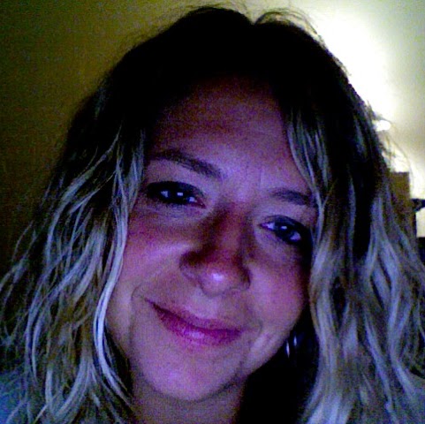 Amanda Gross Photo 38