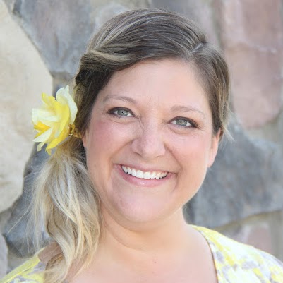 Lynn Webb Photo 13