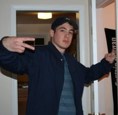 Kevin Holmes Photo 43