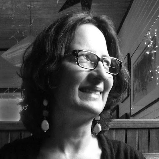 Catherine Hewitt Photo 37