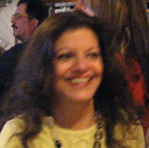 Lori Mccullough Photo 13