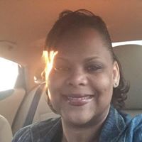 Leslie Robinson Photo 26