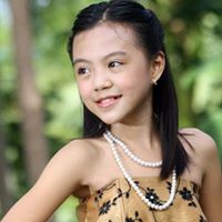 Julia Ocampo Photo 2