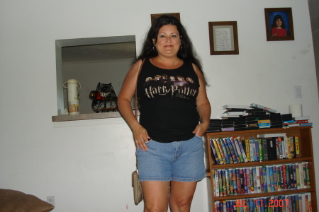 Julie Torres Photo 33