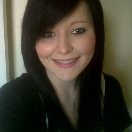 Laura Worley Photo 9