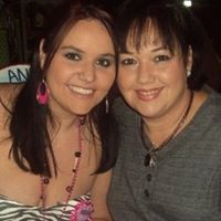 Kim Hutchens Photo 6