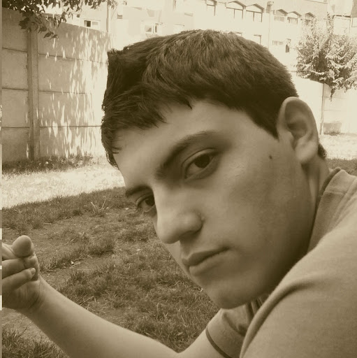 Guillermo Moraga Photo 6