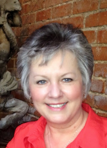 Sandra Presley Photo 9