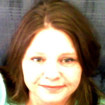 Beth Bradshaw Photo 17